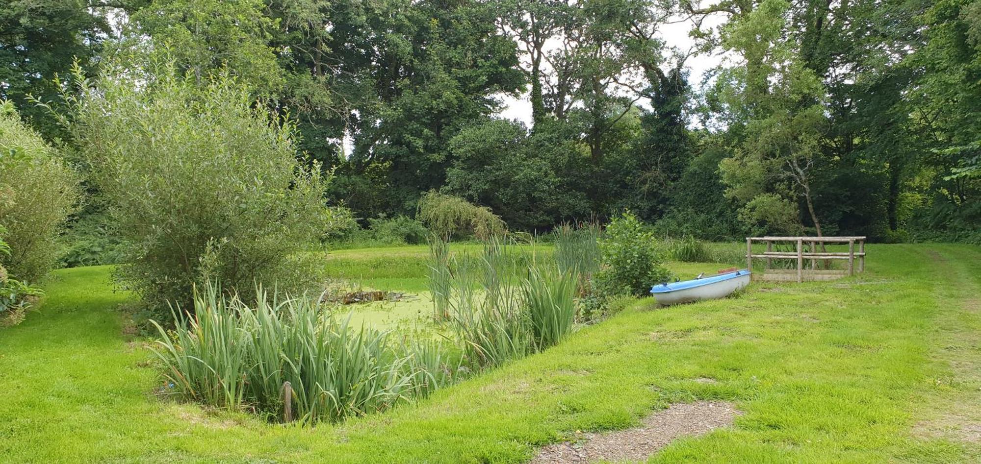 Budget Stay, In Lovely Private Setting With Rustic Charm, Log Burner, Fire Pit, Campers Kitchen & Eco Loo No Bedding Supplied Narberth Exteriör bild